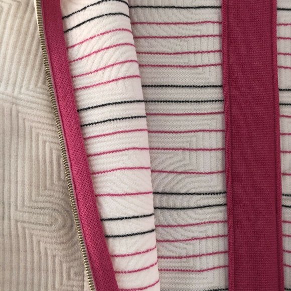 Chanel Paris Seoul Jacket White Pink Pastel Luxury - Picture 7 of 10